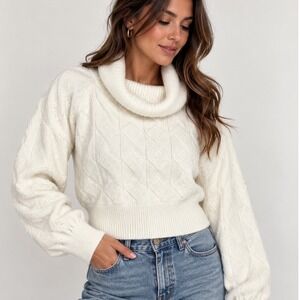 Madden NYC Marilyn Cowl Neck Cable Knit Cropped Sweater White Egret NS509A L
